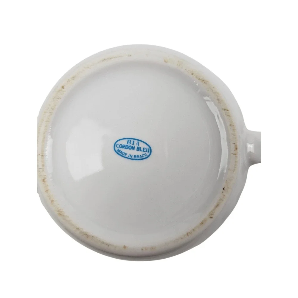 BIA Cordon Bleu White Porcelain Teapot with Lid Made in Brazil Classic Glossy